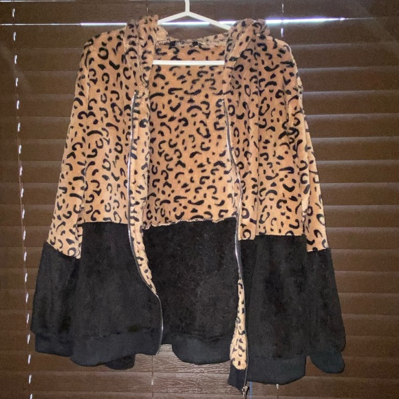 SHEIN Sweaters - Shein lightweight zip up with hood leopard and black